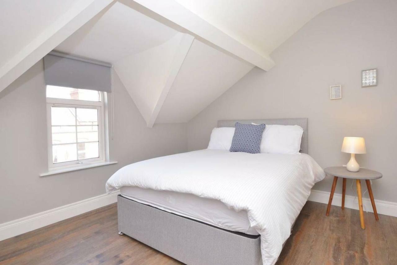 Queens Quarter Townhouse 2 بلفاست المظهر الخارجي الصورة
