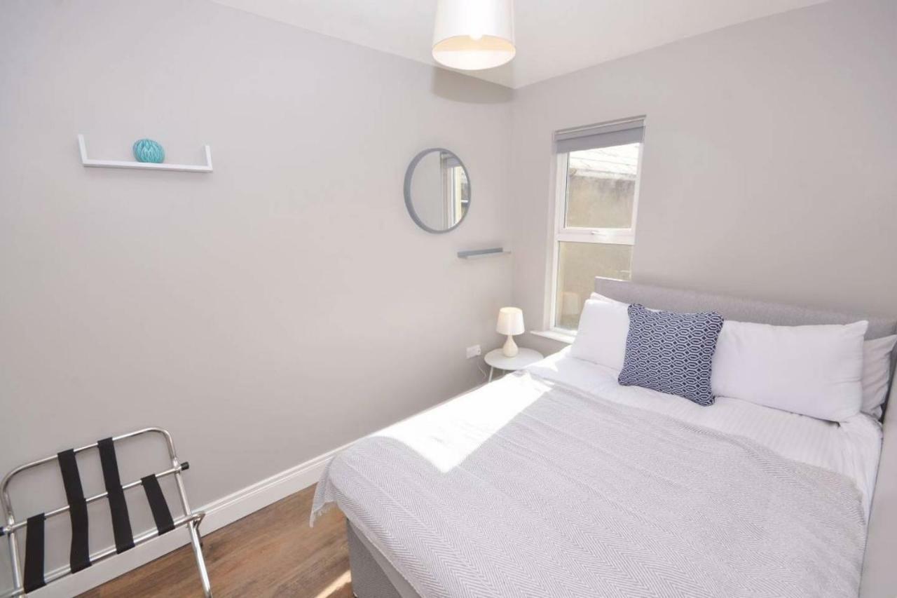 Queens Quarter Townhouse 2 بلفاست المظهر الخارجي الصورة