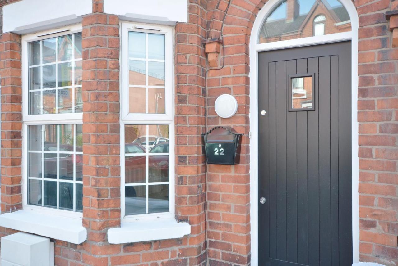Queens Quarter Townhouse 2 بلفاست المظهر الخارجي الصورة